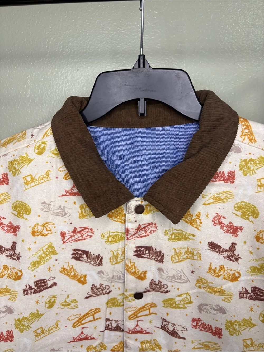 Disney Vault Collection 70 Reversible Patch Jacket Blue Tan Patterned Men's M - Picture 10 of 16